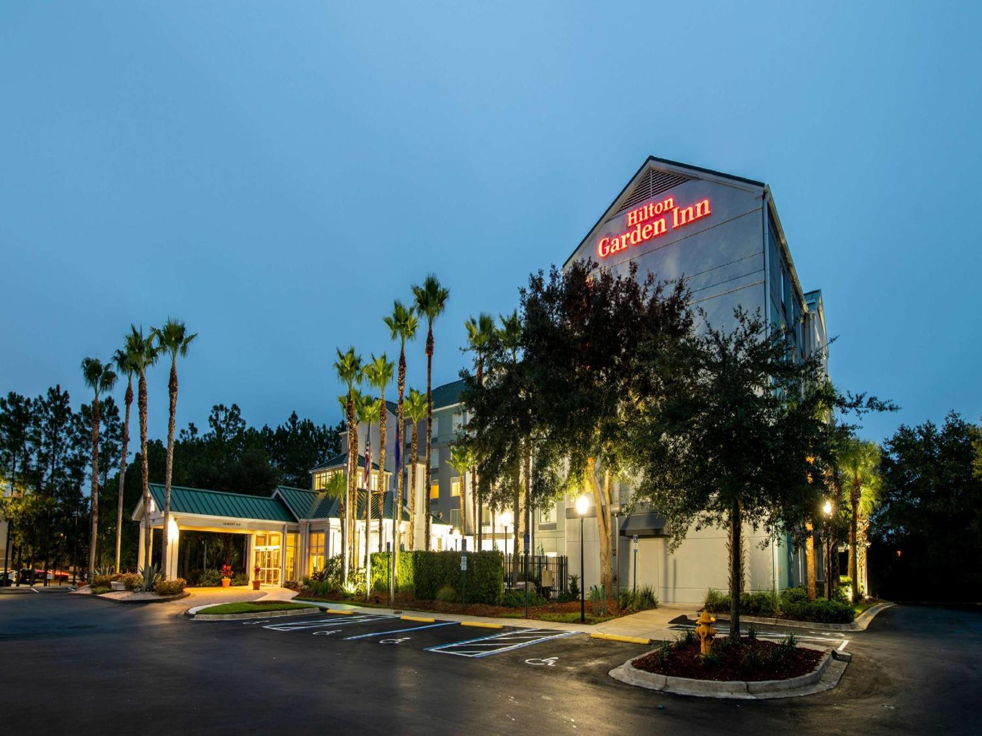 Hilton Garden Inn Jacksonville Jtb/Deerwood Park Exterior foto